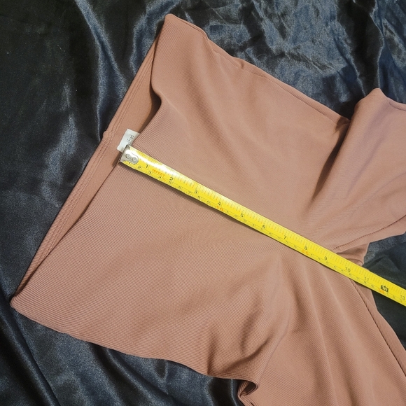 Aritzia Wilfred Candace Flare pants,Mocha Sorbet,stretchy ribbed knit - Picture 8 of 16